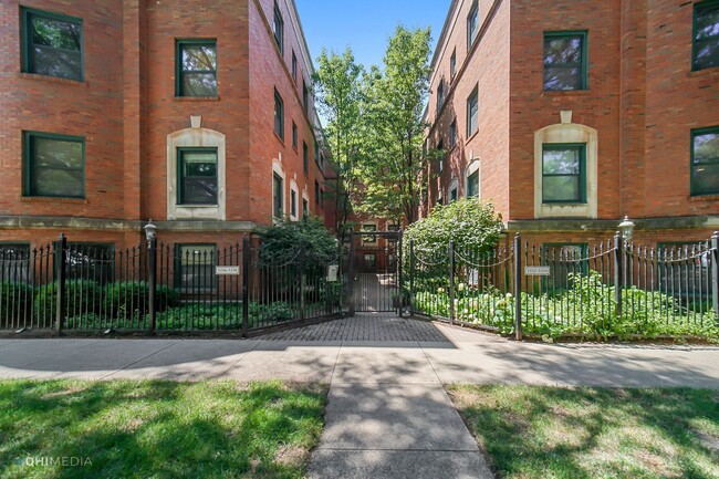 5252 S Drexel Ave in Chicago, IL - Building Photo - Building Photo