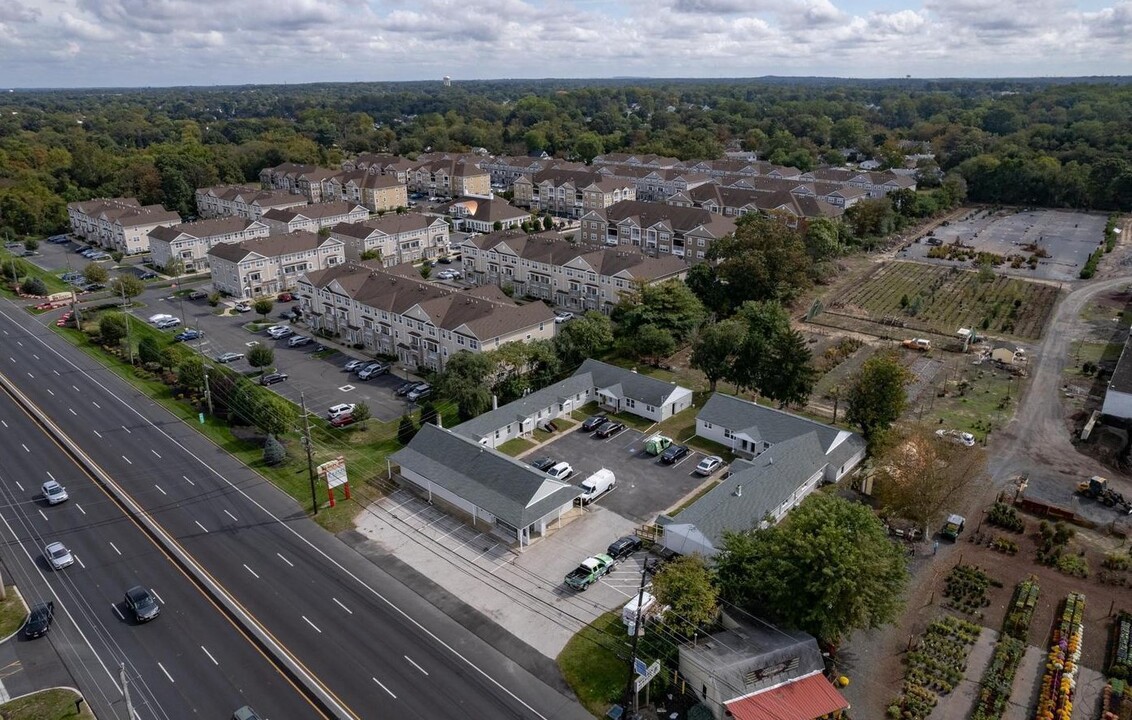 4230 Route 130 N in Willingboro, NJ - Building Photo