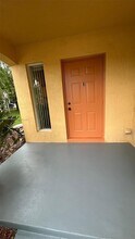 894 Phoenix Way in Weston, FL - Building Photo - Building Photo