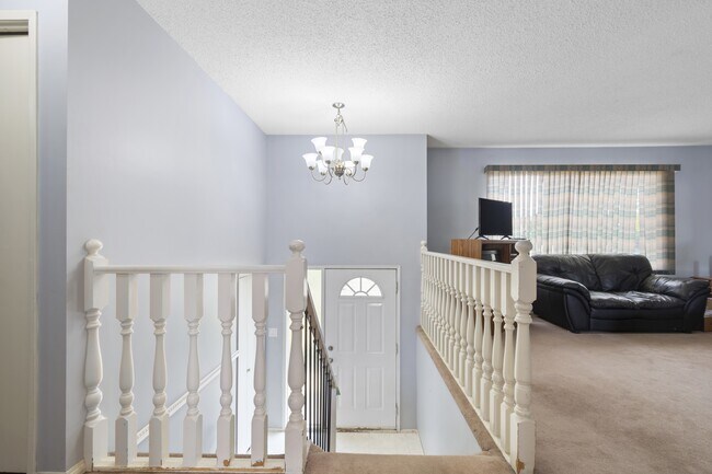 9451-65ave 65 Ave in Grande Prairie, AB - Building Photo - Building Photo