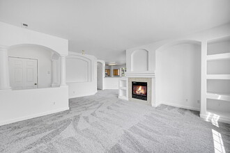 8968 Gray Fox Dr in Thornton, CO - Building Photo - Building Photo