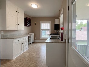 405 La Fox River Dr in Algonquin, IL - Building Photo - Building Photo