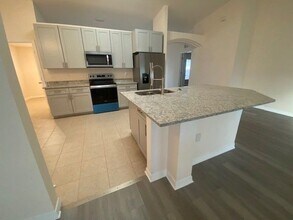 21 Bickwick Ln in Palm Coast, FL - Building Photo - Building Photo
