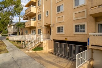 428 E Santa Anita Ave in Burbank, CA - Building Photo - Building Photo