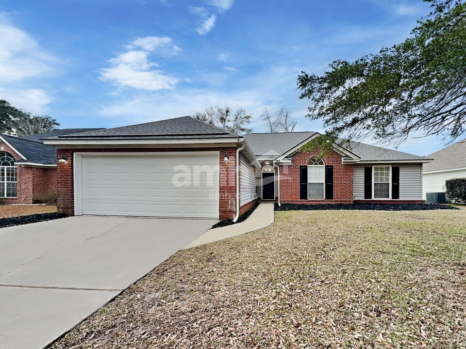 269 Shady Oak Cir in Richmond Hill, GA - Building Photo