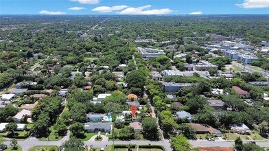 660 NE 121st St in Biscayne Park, FL - Building Photo - Building Photo