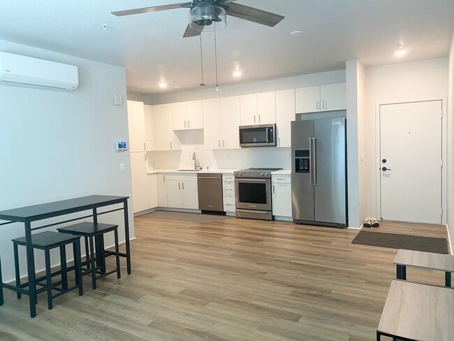91-3575-3575 Iwikuamoo St in Ewa Beach, HI - Building Photo - Building Photo
