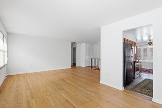 4315 Spencer St in Halethorpe, MD - Building Photo - Building Photo