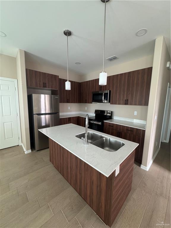 16 W Driftwood St in Edinburg, TX - Building Photo - Building Photo