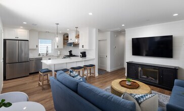 2-502 38th St in Newport Beach, CA - Building Photo - Building Photo