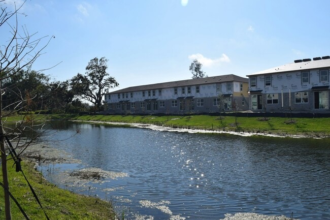 17125 Blowfish Dr in Nokomis, FL - Foto de edificio - Building Photo