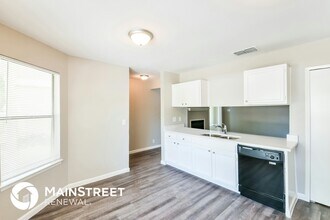 4082 Sunrise Pass in San Antonio, TX - Foto de edificio - Building Photo