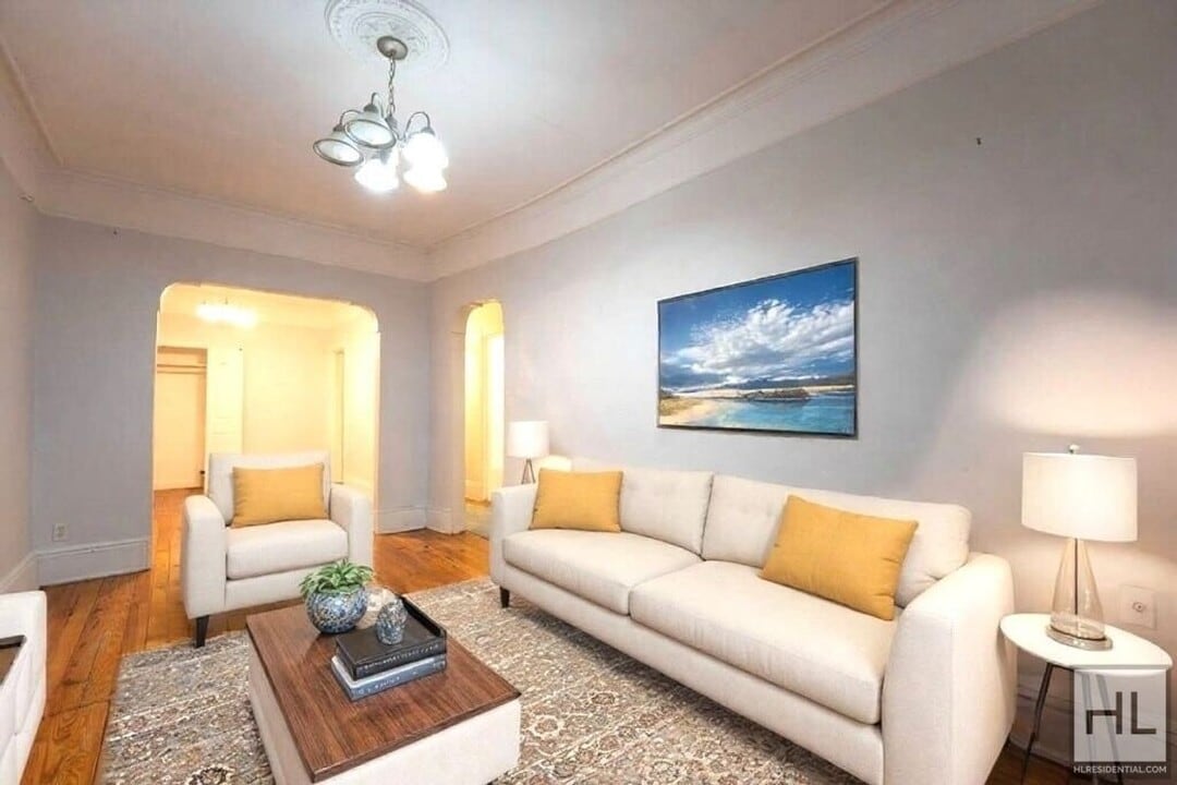 6 AVENUE in Brooklyn, NY - Building Photo