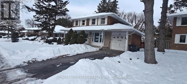 70 McNicoll Ave in Toronto, ON - Building Photo - Building Photo