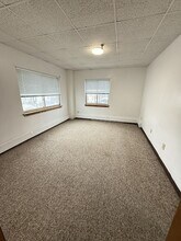 12 Hammond St, Unit A in Waltham, MA - Building Photo - Building Photo