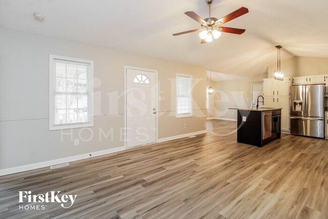 2111 Priya St in Thomasville, NC - Building Photo - Building Photo