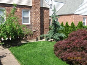 56-47 203rd St, Unit 1 in Queens, NY - Building Photo - Building Photo