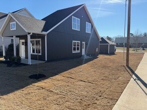 401 Birmingham St SE in Gravette, AR - Building Photo - Building Photo