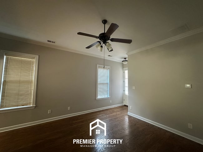 6942 Lagrange Grove Dr in Cordova, TN - Building Photo - Building Photo