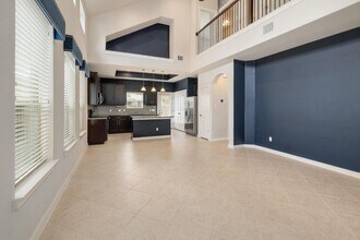 16233 Travesia Way in Austin, TX - Building Photo - Building Photo