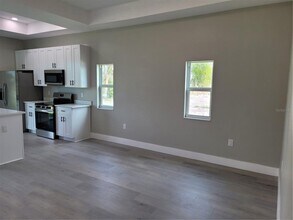8543 Dinnano St in Port Charlotte, FL - Building Photo - Building Photo