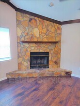 734 Robin Hood Dr in Hinesville, GA - Building Photo - Building Photo