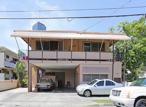 1729 Malanai St in Honolulu, HI - Building Photo - Building Photo