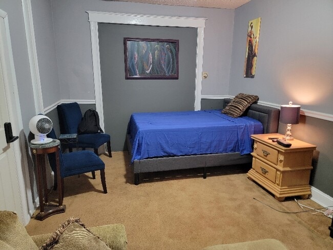 3414 W Franklin St in Baltimore, MD - Building Photo - Building Photo