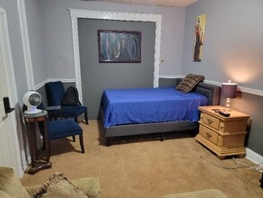 3414 W Franklin St in Baltimore, MD - Foto de edificio - Building Photo