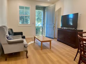 3005 E Hopkins St in Ontario, CA - Foto de edificio - Building Photo