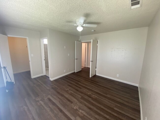 property at 1036 Mirror Lake Dr