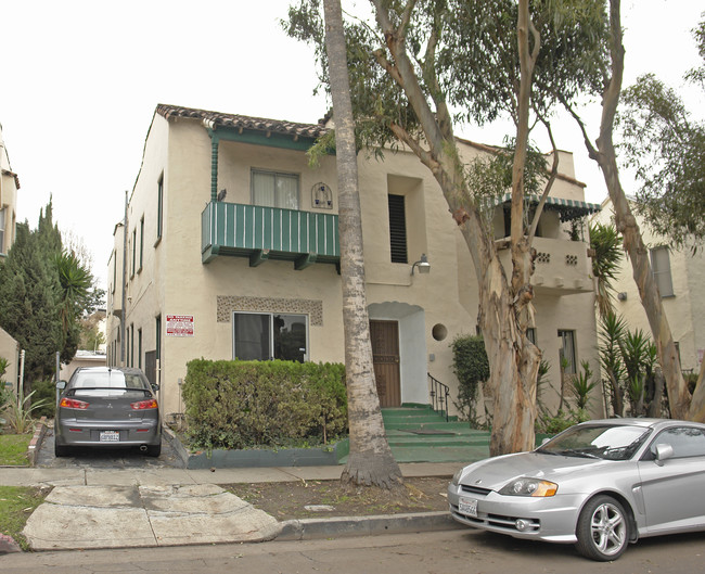 360 N Orange Grove Ave in Los Angeles, CA - Building Photo - Building Photo