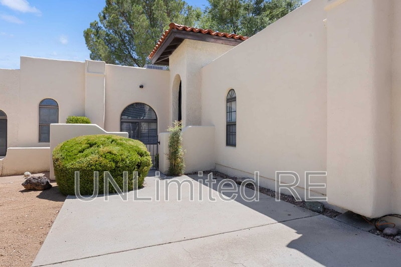 6135 Crista Lynn Pl in Prescott, AZ - Building Photo