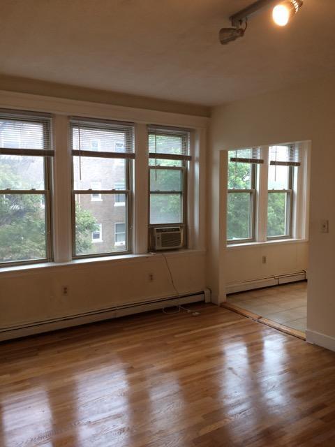 1625 Commonwealth Ave, Unit 15 in Boston, MA - Building Photo - Building Photo