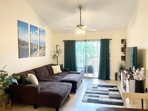 7912 Sonoma Springs Cir in Greenacres, FL - Building Photo - Building Photo