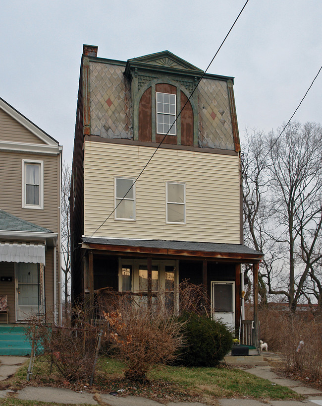 3079 Mathers St in Cincinnati, OH - Foto de edificio - Building Photo