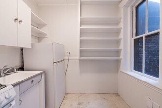 87 Myrtle St in Boston, MA - Building Photo - Building Photo