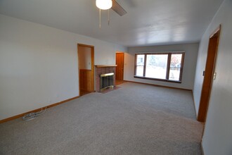 1013 N Star Dr in Colorado Springs, CO - Building Photo - Building Photo