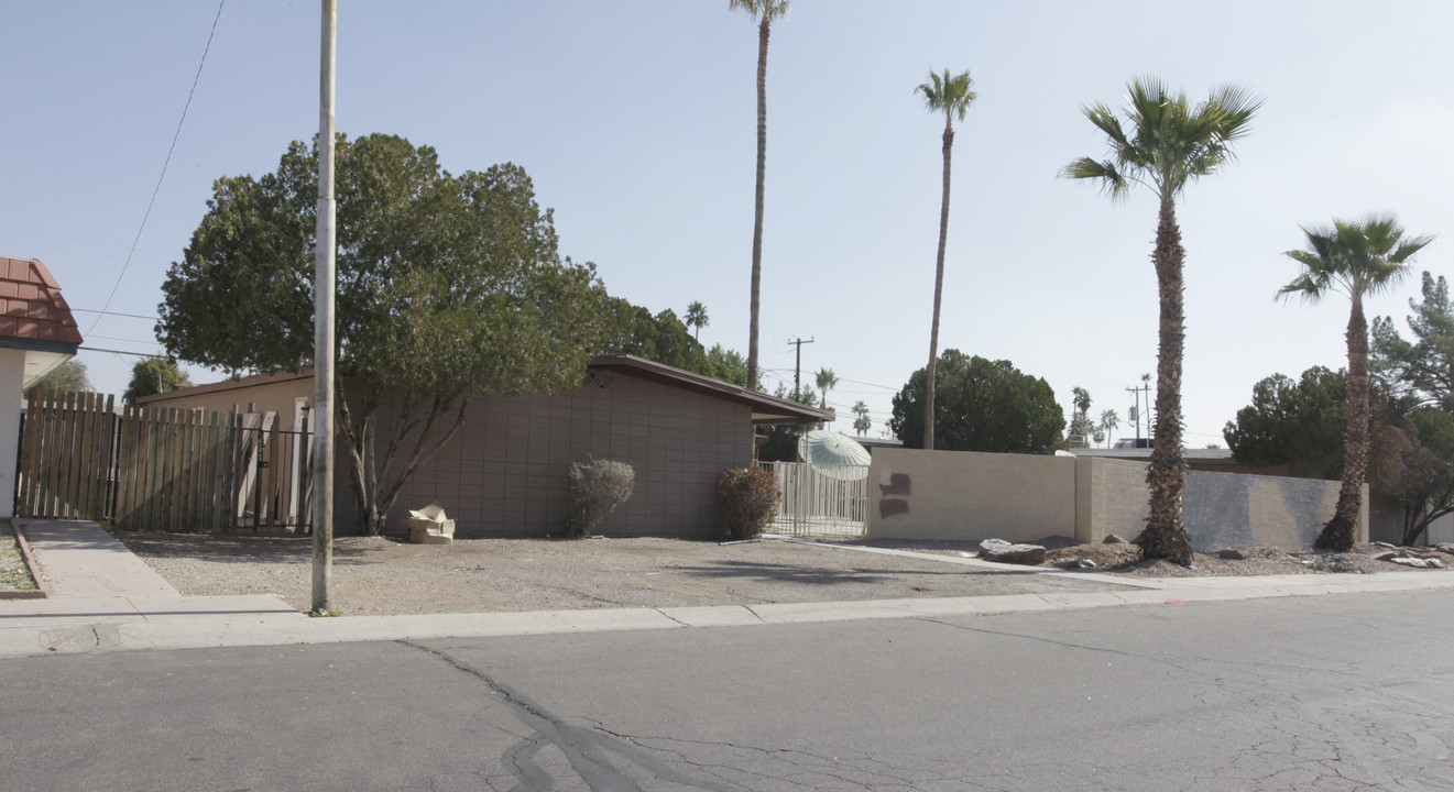 66th Street in Scottsdale, AZ - Building Photo