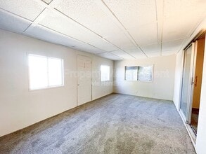 515 San Clemente St in Hemet, CA - Building Photo - Building Photo