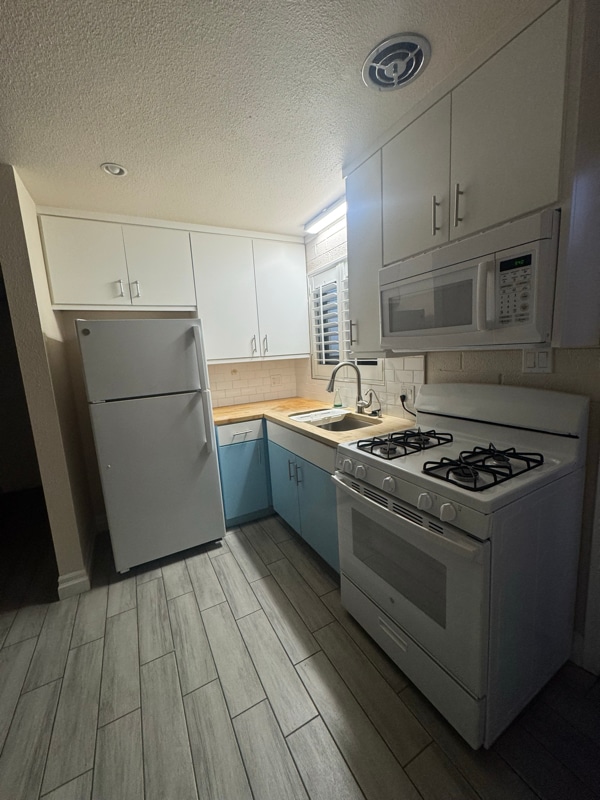 6234 N 12th Pl in Phoenix, AZ - Foto de edificio - Building Photo