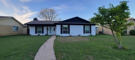 2013 Aspen Ln in Garland, TX - Building Photo - Building Photo