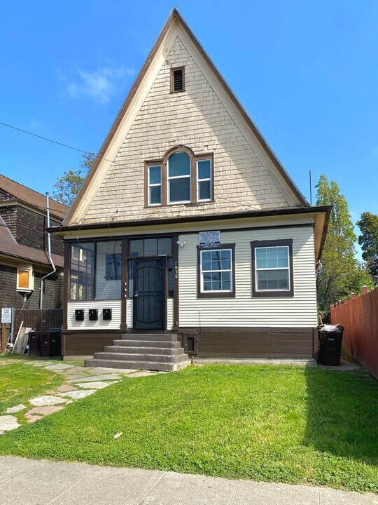 1856 28th Ave-Unit -3 in Oakland, CA - Building Photo