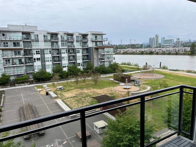 10177 River Dr in Richmond, BC - Building Photo - Building Photo
