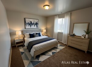 960 W Moreno Ave in Colorado Springs, CO - Building Photo - Building Photo