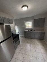 928 Negley Ave in Evansville, IN - Building Photo - Building Photo