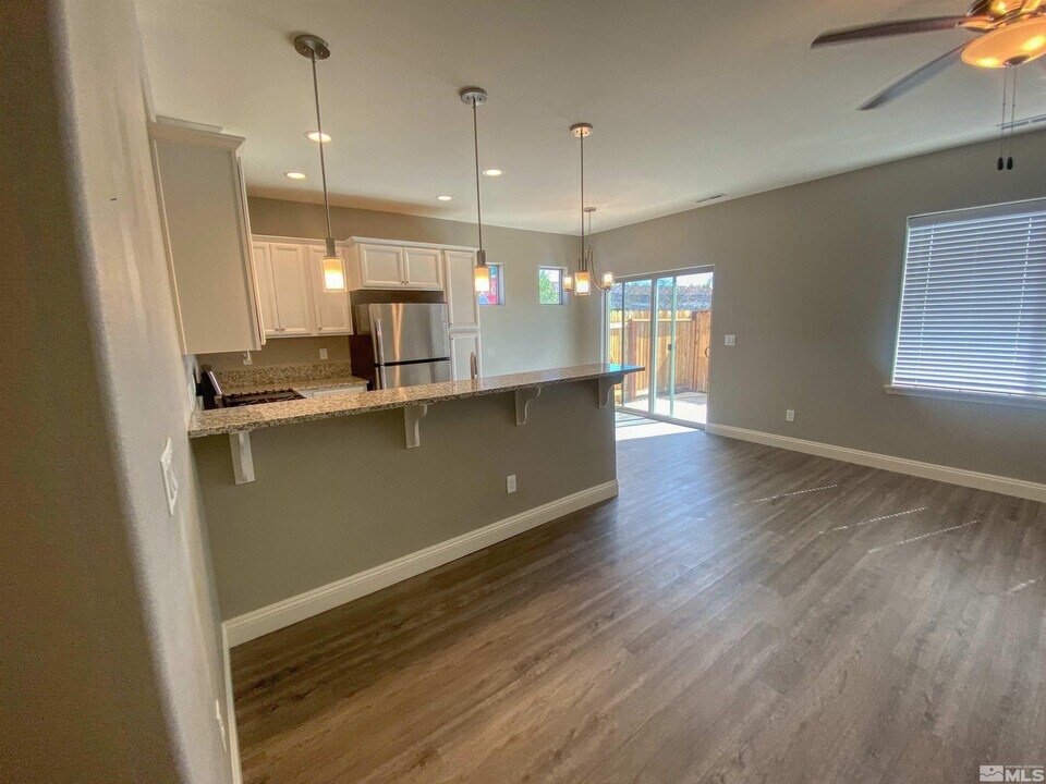 1383 Campagni Ln in Carson City, NV - Building Photo