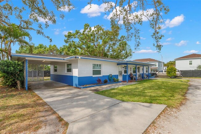 1762 S M.L.K. Jr Ave in Clearwater, FL - Building Photo - Building Photo