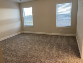 365 Coleman Ct in Columbia, TN - Building Photo - Building Photo