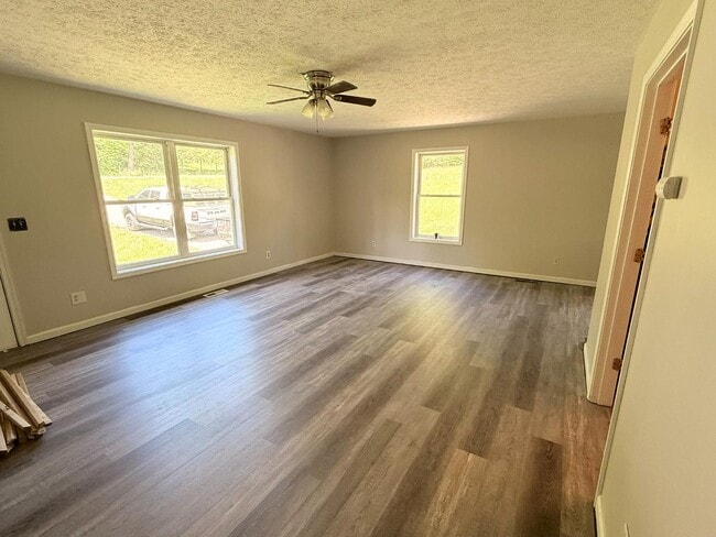 2156 Yellow Sulphur Rd in Christiansburg, VA - Building Photo - Building Photo